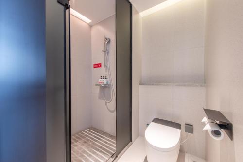 Imagen general del Hotel 宜尚酒店湛江遂溪全丰广场店. Foto 10