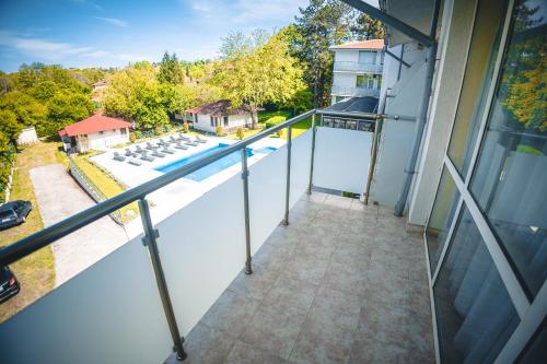 Imagen general del Hotel Хотел и Вили Марая. Foto 5