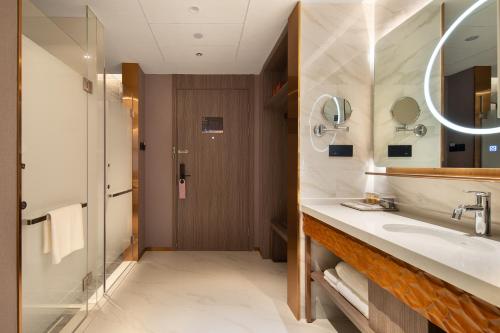 Imagen de la habitación del Hotel 朗丽兹酒店深圳罗湖口岸店. Foto 14