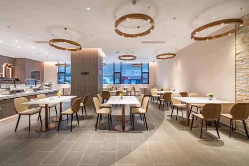 Imagen general del Hotel 朗丽兹酒店深圳罗湖口岸店. Foto 11