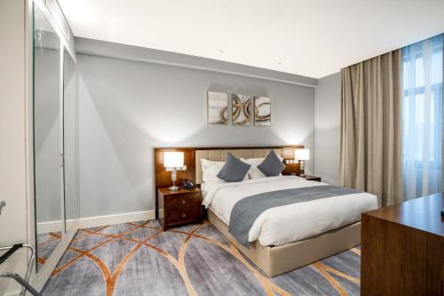 Imagen de la habitación del Hotel فندق شراعوه الملكي. Foto 18