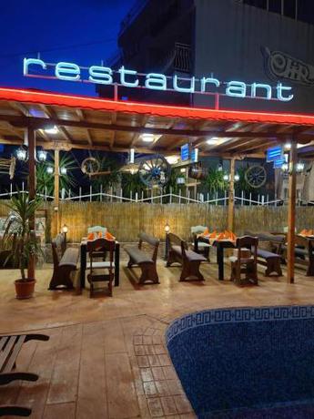 Imagen general del Hotel Семеен хотел Кантилена. Foto 12