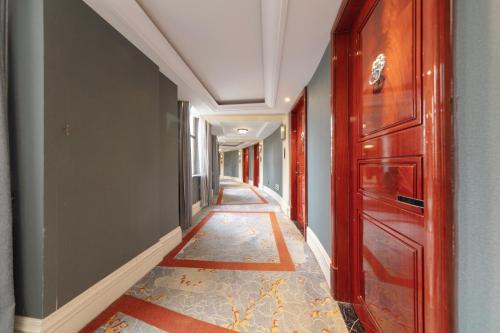 Imagen general del Hotel 常德华尔夫酒店. Foto 6