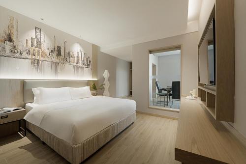 Imagen general del Hotel 凯瑞汀酒店 重庆西站巴国城店. Foto 11