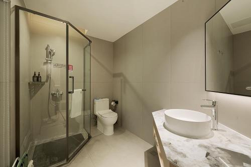 Imagen de la habitación del Hotel 凯瑞汀酒店 重庆西站巴国城店. Foto 18