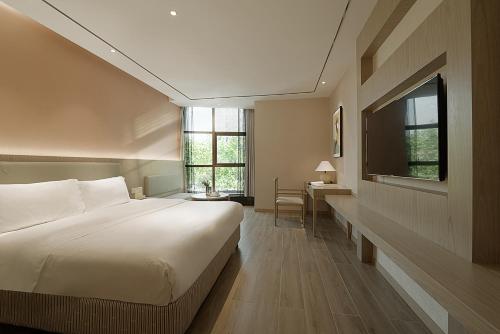 Imagen general del Hotel 凯瑞汀酒店 重庆西站巴国城店. Foto 14