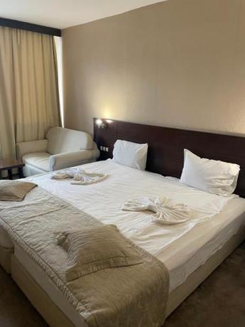 Imagen general del Hotel Хотел Ботевград. Foto 2