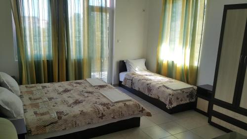 Imagen general del Hotel На гости при Силвия. Foto 10