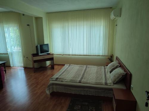 Imagen de la habitación del Hotel Хотелски Комплекс Авалон. Foto 16