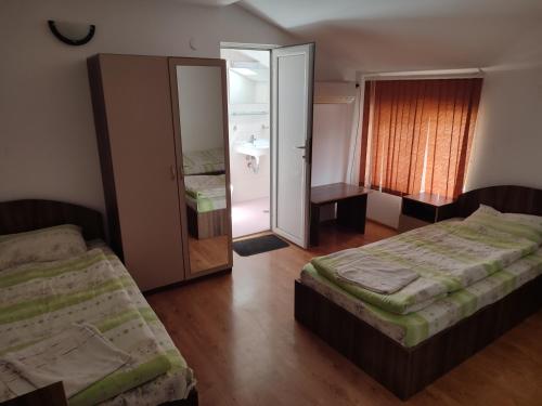 Imagen de la habitación del Hotel Хотелски Комплекс Авалон. Foto 18