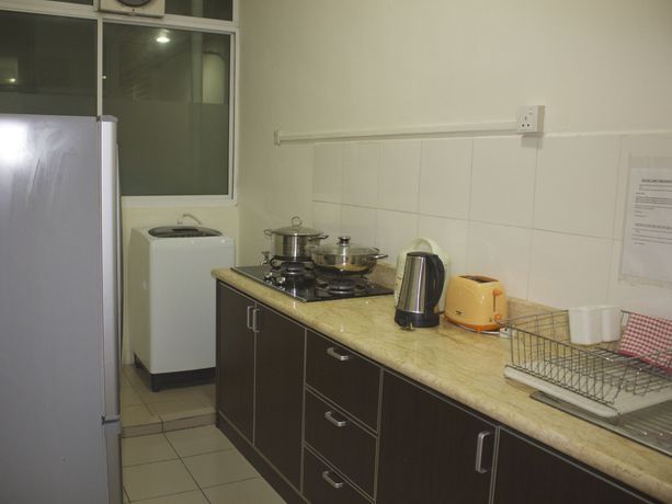 Imagen de los interiores del Hotel 1 Borneo Tower B Service Apartment. Foto 16