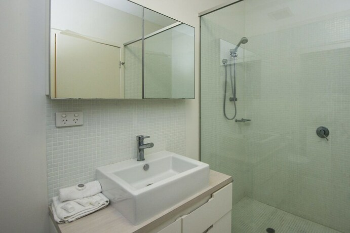Imagen general del Hotel 1 Bright Point Apartment 1401. Foto 8