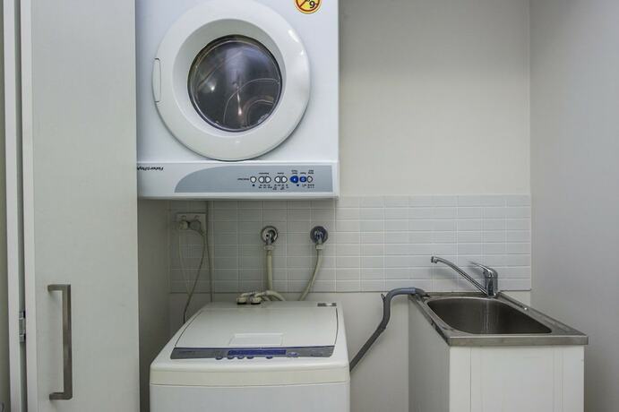Imagen general del Hotel 1 Bright Point Apartment 1401. Foto 17