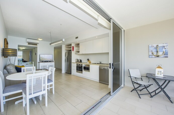 Imagen general del Hotel 1 Bright Point Apartment 2203. Foto 8