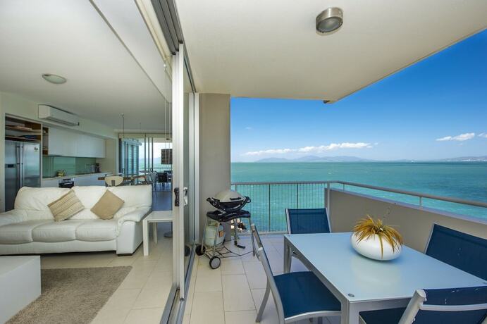 Imagen general del Hotel 1 Bright Point Apartment 4201. Foto 11