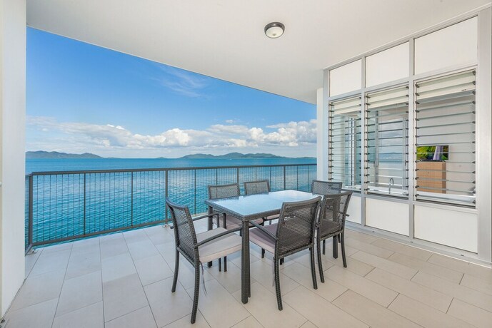 Imagen general del Hotel 1 Bright Point Apartment 5101. Foto 4
