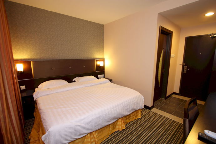 Imagen de la habitación del Hotel 1 City. Foto 3