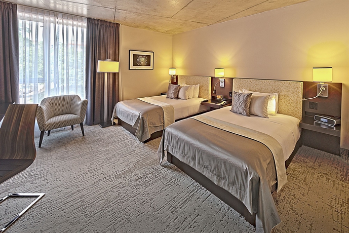 Imagen de la habitación del Hotel 10, Montreal. Foto 3