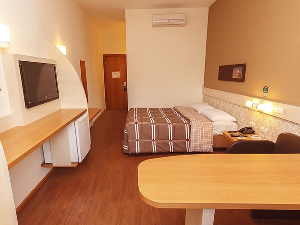 Imagen de la habitación del Hotel 10 Ponta Grossa. Foto 11