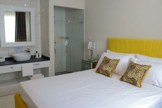 Imagen de la habitación del Hotel 100 Boutique Living. Foto 11