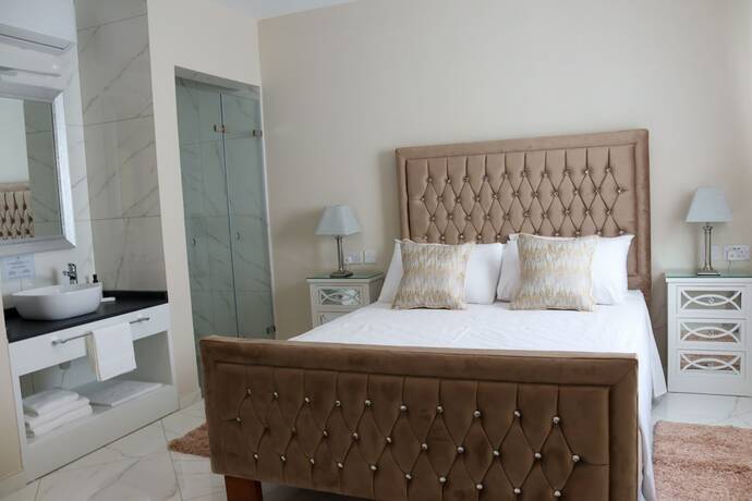 Imagen de la habitación del Hotel 100 Boutique Living. Foto 15