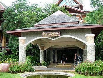 Imagen de los exteriores del Hotel 100 Islands Resort and Spa. Foto 9