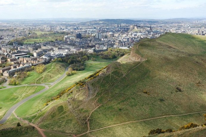 Imagen de los exteriores del Hotel 100 Princes Street. Foto 12