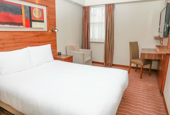 Imagen de la habitación del Hotel 100 Queen's Gate London, Curio Collection By Hilton. Foto 15