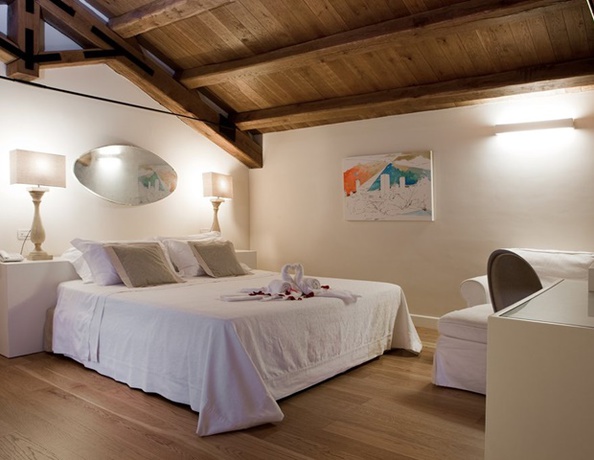 Imagen general del Hotel 100 Torri. Foto 4