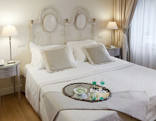 Imagen de la habitación del Hotel 100 Torri. Foto 14