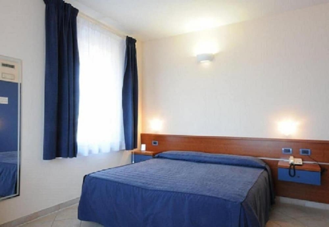 Imagen de la habitación del Hotel 1000 Miglia. Foto 2