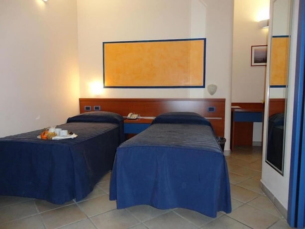 Imagen de la habitación del Hotel 1000 Miglia. Foto 14