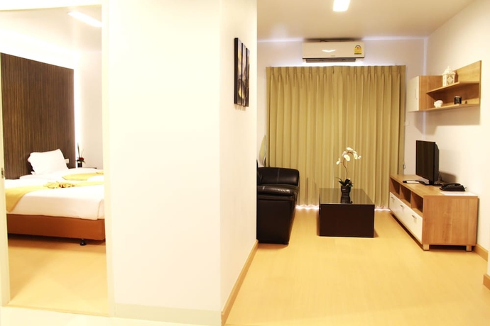 Imagen de la habitación del Hotel 101 Holiday Suite. Foto 6