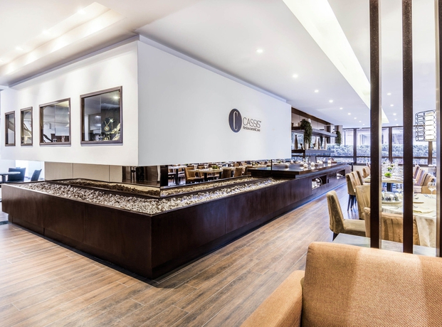 Imagen del bar/restaurante del Hotel 101 Park House. Foto 7