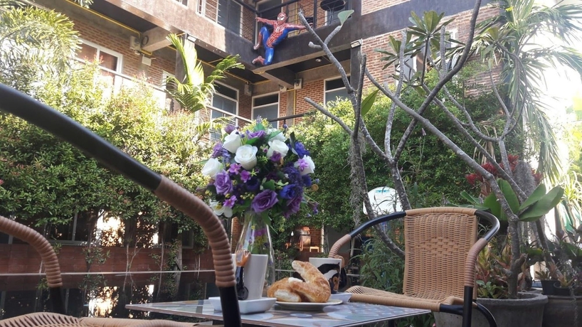 Imagen de la piscina del Hotel 102 Residence. Foto 15