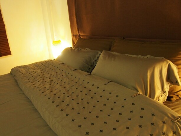 Imagen de la habitación del Hotel 102 Ville. Foto 31