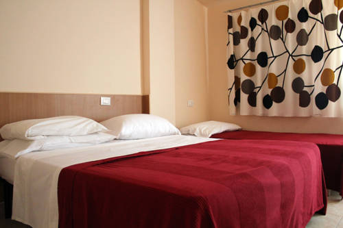 Imagen de la habitación del Hotel 106. Foto 3