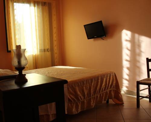 Imagen de la habitación del Hotel 106. Foto 5