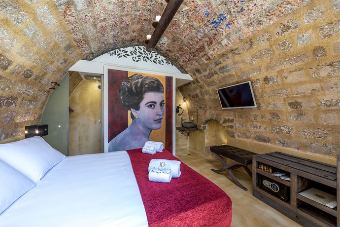 Imagen de la habitación del Hotel 10GR Boutique and Wine Bar. Foto 4