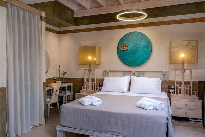 Imagen de la habitación del Hotel 10GR Boutique and Wine Bar. Foto 19
