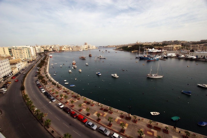 Imagen general del Hotel 115 The Strand Aparthotel. Foto 4