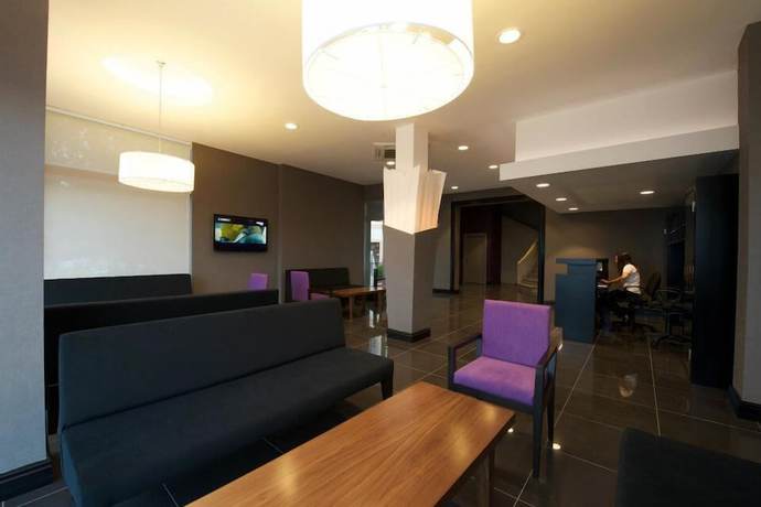 Imagen de los interiores del Hotel 117. Foto 18