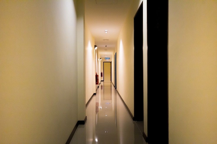 Imagen de los interiores del Hotel 118. Foto 14