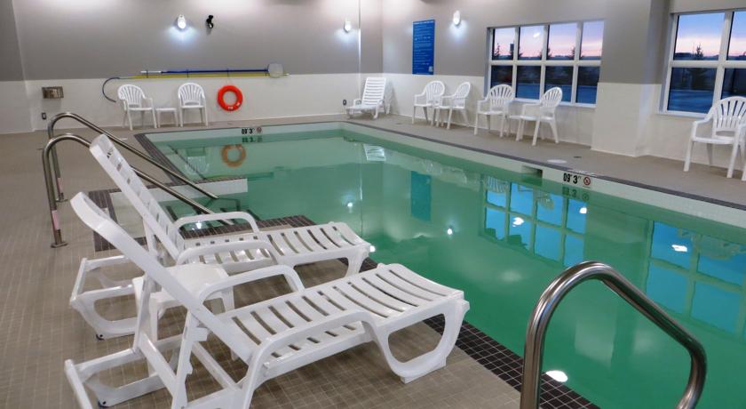 Imagen de la piscina del Hotel 11MOD A Sonesta Collection. Foto 12