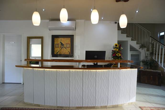 Imagen de los interiores del Hotel 12 Bees. Foto 19