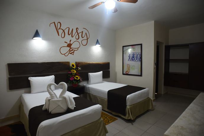 Imagen de la habitación del Hotel 12 Bees. Foto 14