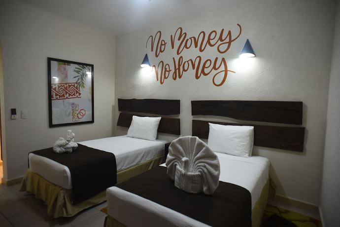 Imagen de la habitación del Hotel 12 Bees. Foto 16