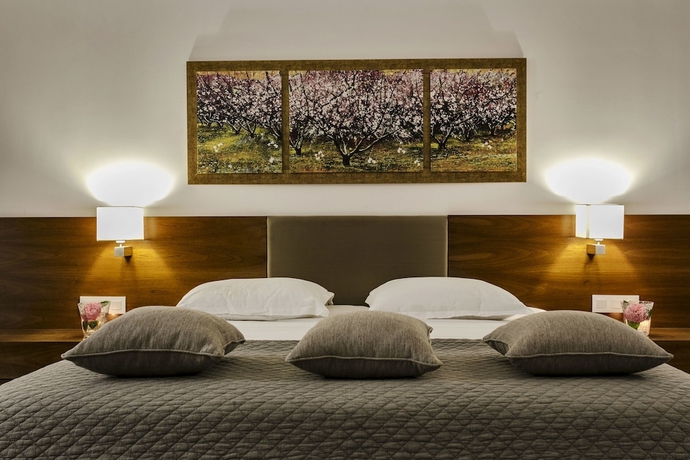 Imagen de la habitación del Hotel 12 Months Resort & Spa. Foto 12