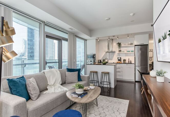 Imagen general del Hotel 12 York St Condo - Financial District. Foto 4