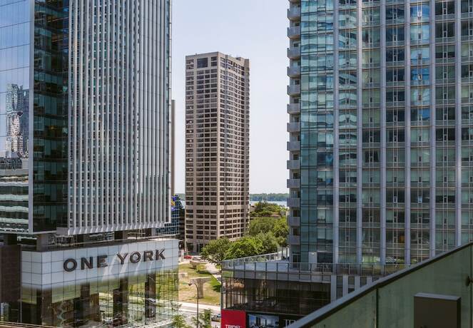 Imagen general del Hotel 12 York St Condo - Financial District. Foto 12